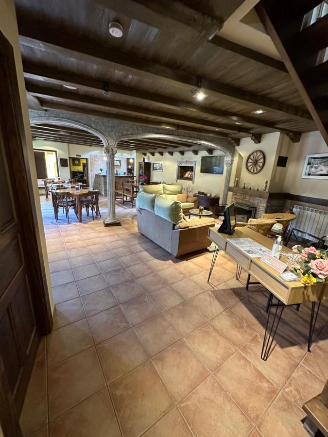 Hotel Rural Monasterio De Ara Mada Santa Colomba de las Arrimadas Εξωτερικό φωτογραφία